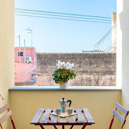 Il Vefio Lägenhet Procida Exteriör bild